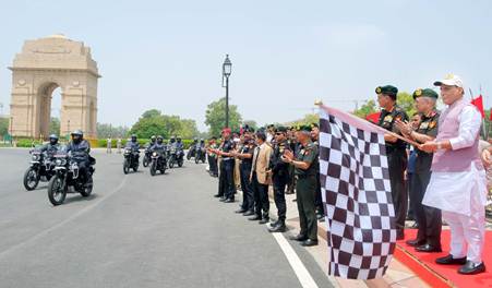 Defence Minister Flags-off Motorcycle Expedition from National War Memorial to Kargil War Memorial on Kargil Vijay Diwas
